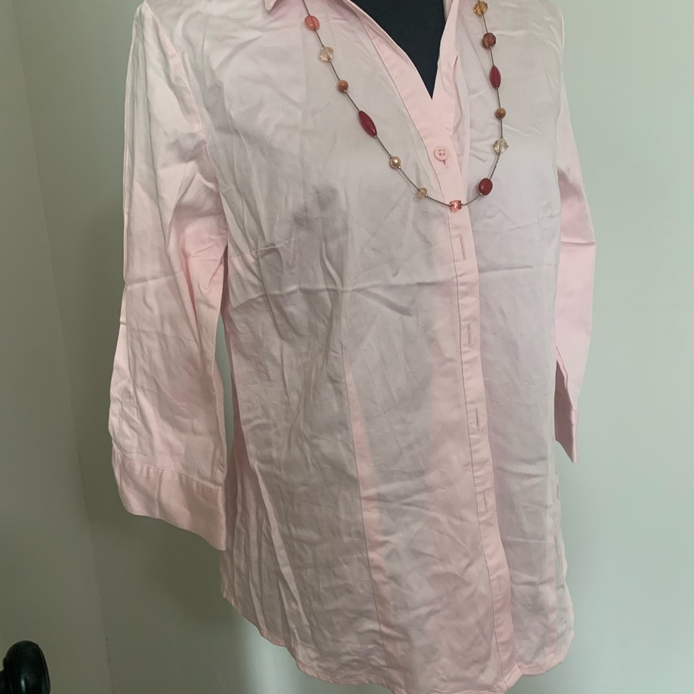 Dana Bachman 3/4 sleeve blouse pink six buttons front two each sleeve size L